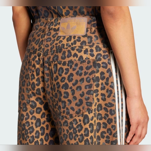 Adidas Originals Denim Women's Leopard Print Bermudas - Picture 6 of 8